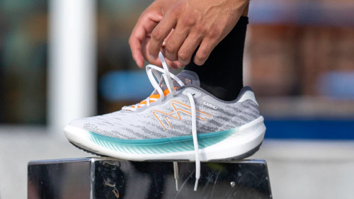 �J���t KARHU�E�J���t�@KARHU   FUSION4.0   ���M�����[  �O���[